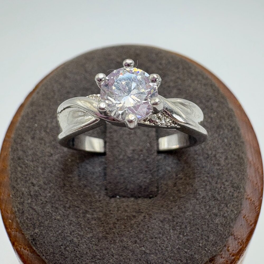 VTG Silver Plated Cubic Zirconia Prong Set Statement Ring Size 7.25